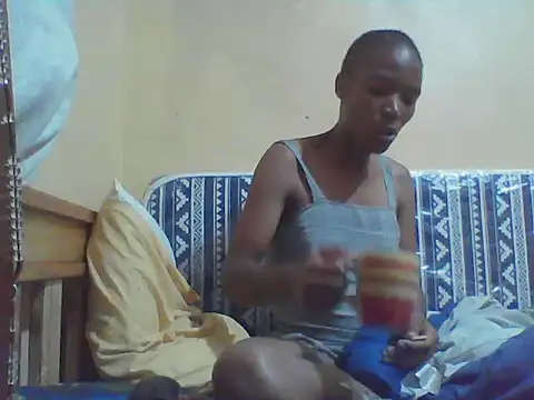 Snapshot of Smillie_prety chatting on 03/26/26, 05:06 Smillie prety online show from 03/26/26, 05:06