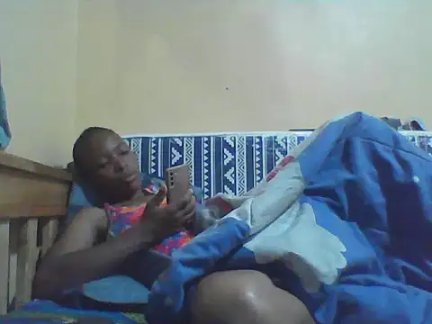 Snapshot of Smillie_prety chatting on 04/02/26, 04:08 Smillie prety online show from 04/02/26, 04:08