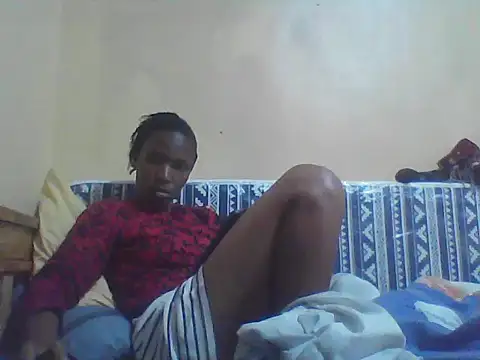 Snapshot of Smillie_prety chatting on 05/13/26, 06:04 Smillie prety online show from 05/13/26, 06:04