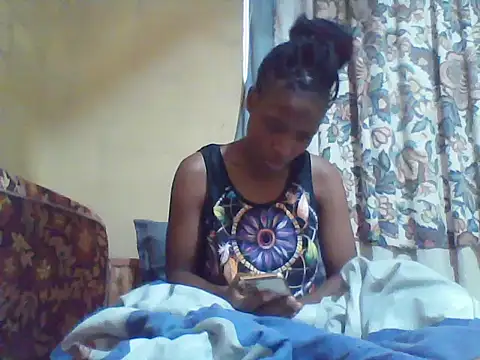 Snapshot of Smillie_prety chatting on 07/08/26, 04:57 Smillie prety online show from 07/08/26, 04:57