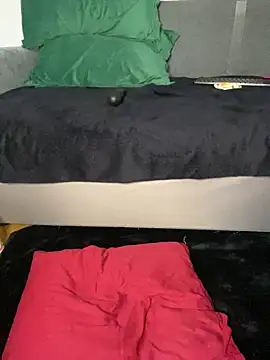 AlisaaRose online show from 12/05/25, 09:41