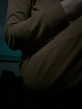 AlisaaRose online show from 02/19/26, 05:37