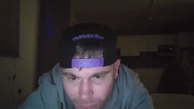 Snapshot of ACABFTP chatting on 10/19/25, 05:32 ACABFTP online show from 10/19/25, 05:32