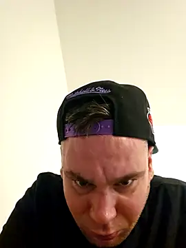 Snapshot of ACABFTP chatting on 09/28/25, 06:15 ACABFTP online show from 09/28/25, 06:15