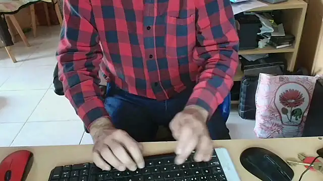 angelgarcia269 online show from 06/02/26, 11:54