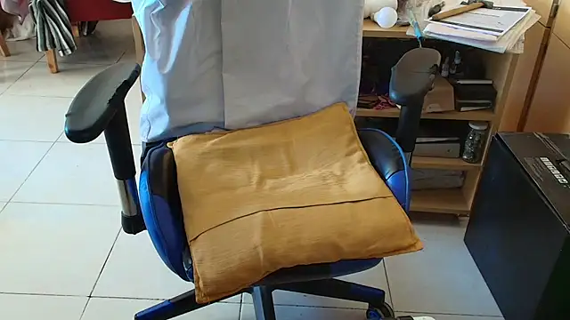 angelgarcia269 online show from 10/26/25, 12:16