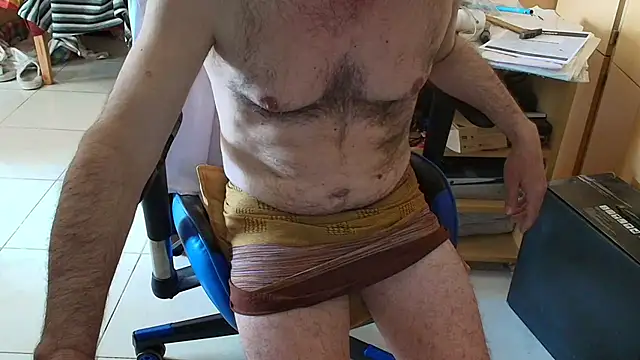 angelgarcia269 online show from 10/30/25, 12:47