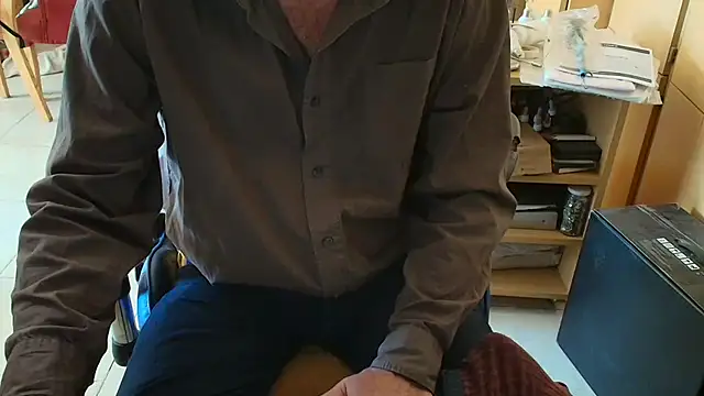 angelgarcia269 online show from 11/05/25, 11:46