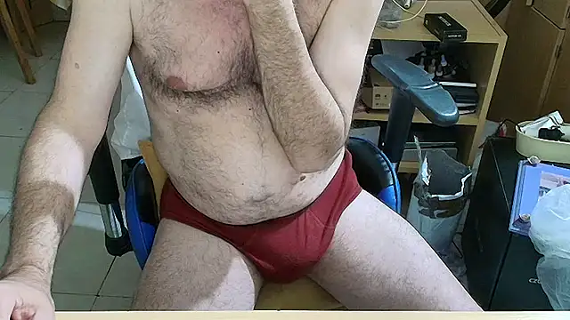 angelgarcia269 online show from 12/17/25, 12:04