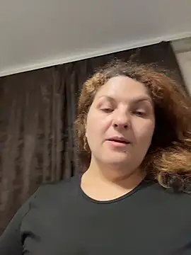 Taisia W online show from 12/19/25, 08:00