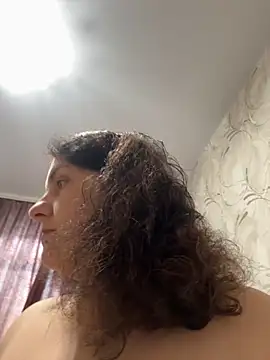 Snapshot of Taisia_W chatting on 09/09/25, 06:01 Taisia W online show from 09/09/25, 06:01