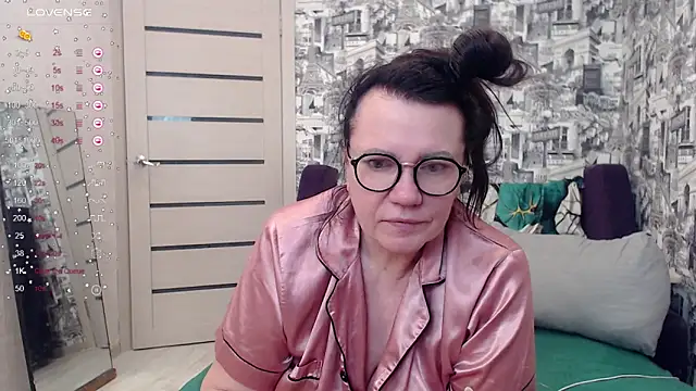 Snapshot of your_space chatting on 02/21/26, 12:23 your space online show from 02/21/26, 12:23