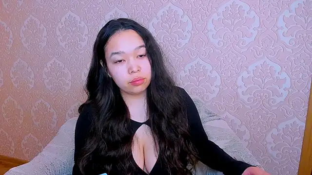 Kris top Lee online show from 04/15/26, 05:35