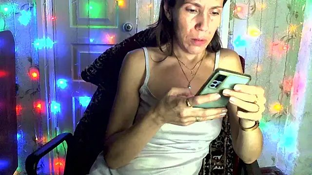 Ladywinter online show from 10/27/25, 06:53