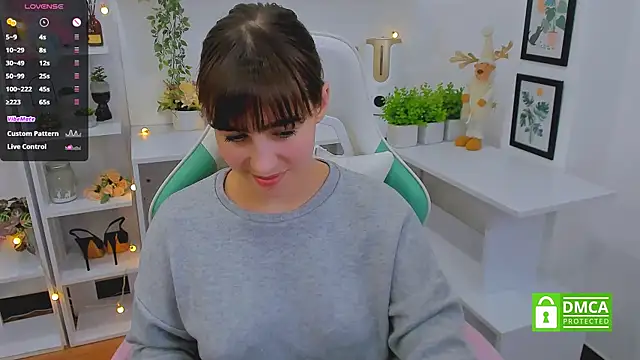  Eliizabeth  online show from 03/22/25, 04:14