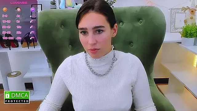  Eliizabeth  online show from 10/08/25, 09:04