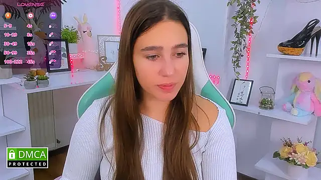  Eliizabeth  online show from 10/11/25, 09:16