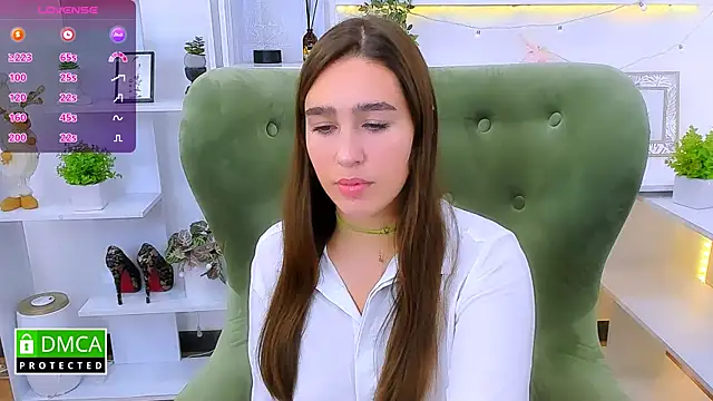  Eliizabeth  online show from 09/27/25, 08:26