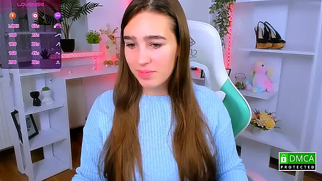  Eliizabeth  online show from 11/14/25, 10:46