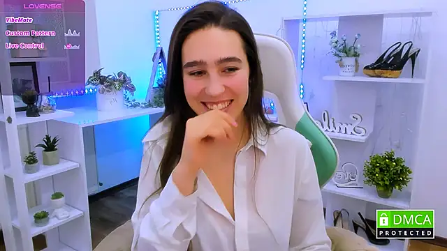  Eliizabeth  online show from 02/05/26, 09:43