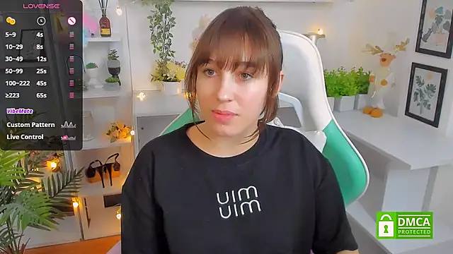  Eliizabeth  online show from 03/16/25, 12:23