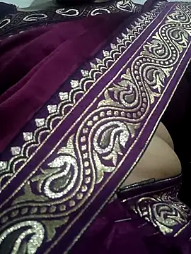 Snapshot of Riyaa-Devi chatting on 07/12/26, 12:50 Riyaa-Devi online show from 07/12/26, 12:50