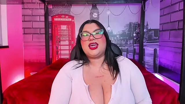 tifanny bigboobs11 online show from 05/17/26, 11:21