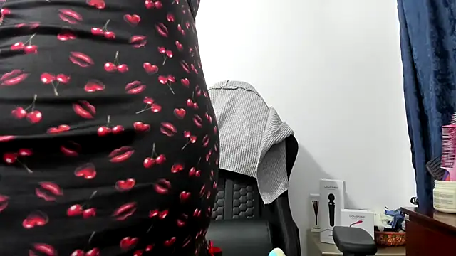 Chloemiller89 online show from 10/06/25, 09:26