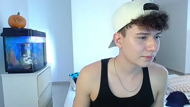 adrian morelly online show from 10/28/25, 08:08