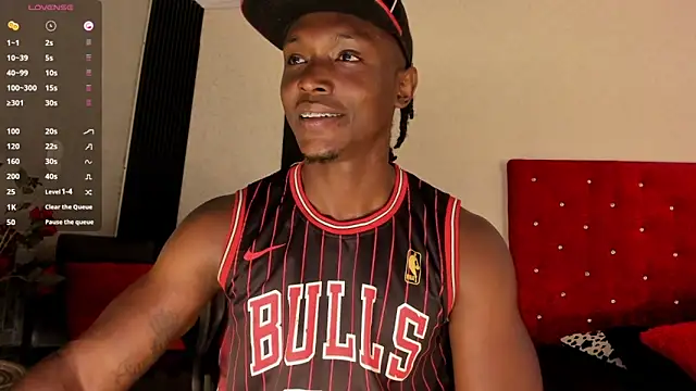 DannSmmith online show from 10/19/25, 04:59