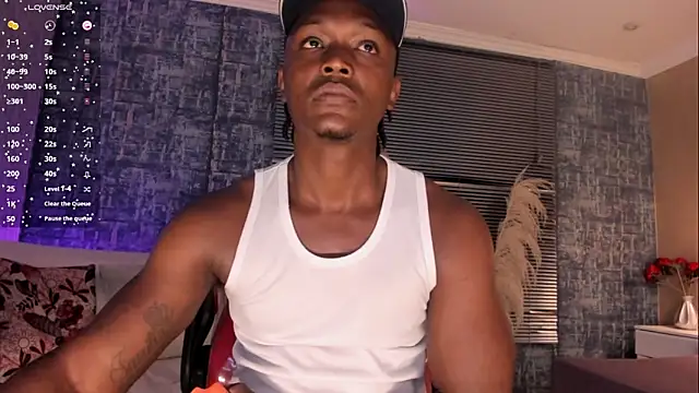 DannSmmith online show from 04/17/26, 03:42