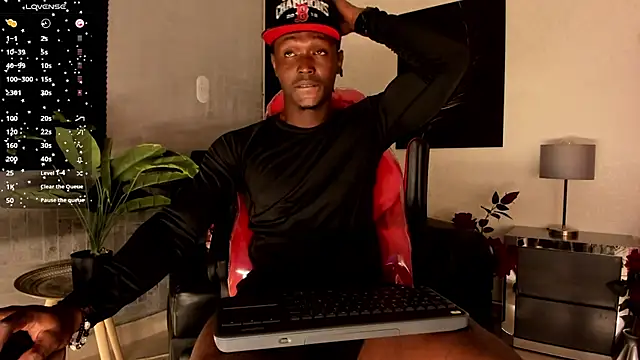 DannSmmith online show from 11/10/25, 11:48