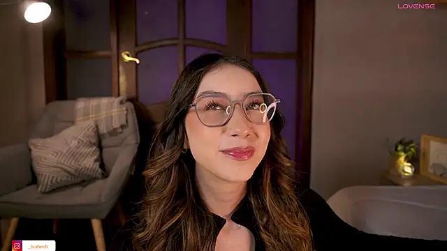 Snapshot of lua_ferch__ chatting on 09/18/25, 12:52 lua ferch online show from 09/18/25, 12:52