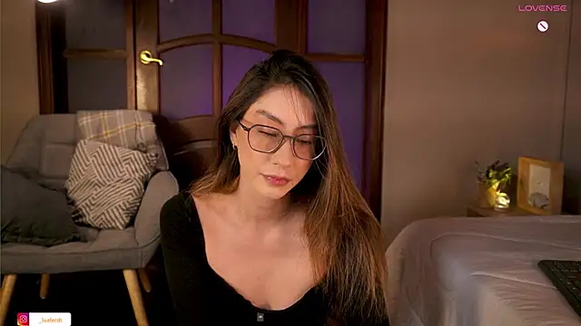 Snapshot of lua_ferch__ chatting on 09/17/25, 01:02 lua ferch online show from 09/17/25, 01:02