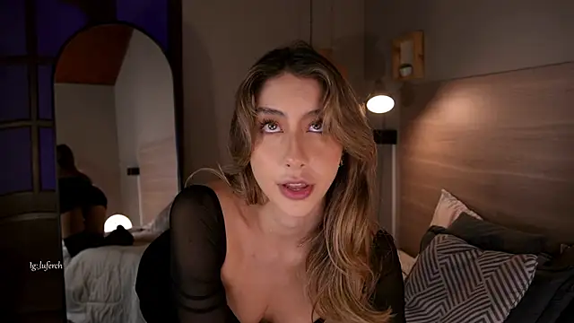 lua ferch   online show from 07/06/26, 01:18