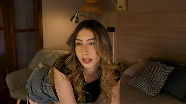 Snapshot of lua_ferch__ chatting on 02/12/26, 01:00 lua ferch online show from 02/12/26, 01:00