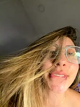 lua ferch   online show from 11/23/25, 06:29