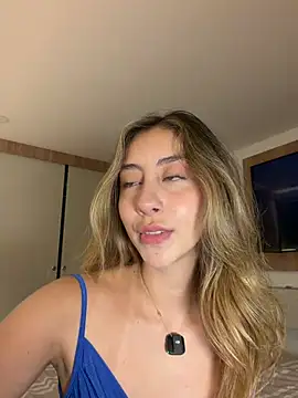 Snapshot of lua_ferch__ chatting on 05/18/26, 10:58 lua ferch online show from 05/18/26, 10:58