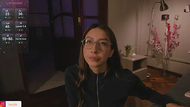 Snapshot of lua_ferch__ chatting on 02/26/25, 05:21 lua ferch online show from 02/26/25, 05:21