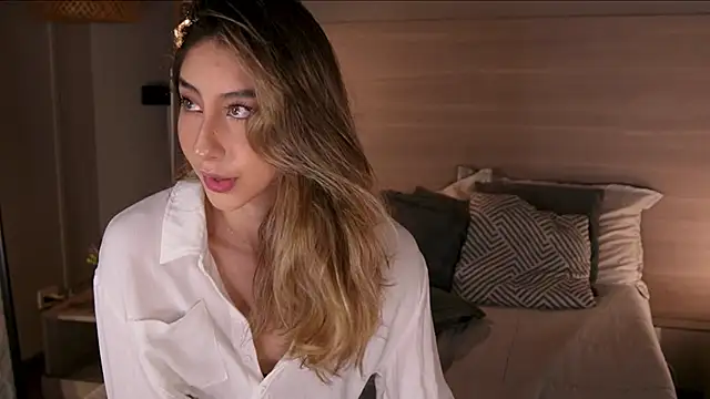 lua ferch   online show from 07/09/26, 01:32