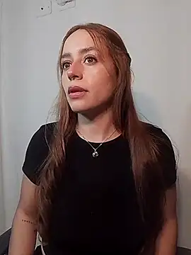 Natalia Suarez online show from 04/02/26, 01:13