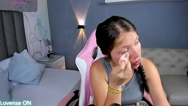 nataly rodri online show from 09/10/25, 07:13