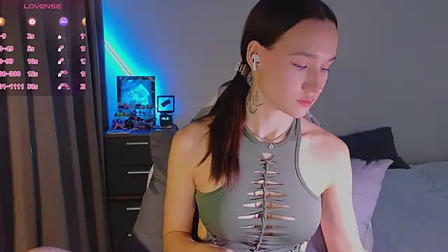 shey1i online show from 11/08/25, 01:03