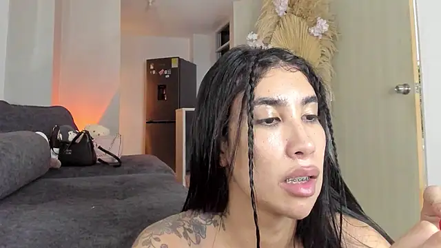 GarciaMilu online show from 05/03/26, 05:23