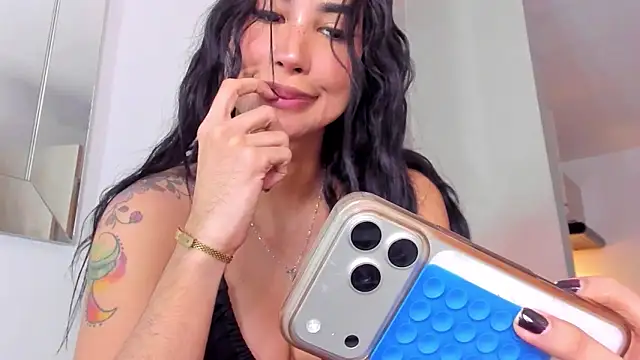 GarciaMilu online show from 05/14/26, 12:07