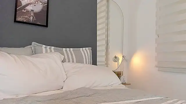 Snapshot of GarciaMilu chatting on 02/14/25, 01:13 GarciaMilu online show from 02/14/25, 01:13