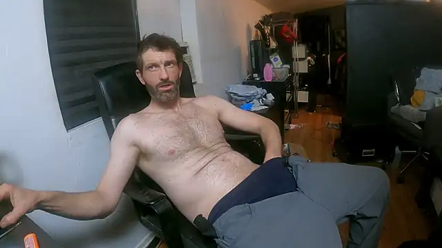 Snapshot of leanjamesdean chatting on 03/01/25, 03:53 leanjamesdean online show from 03/01/25, 03:53
