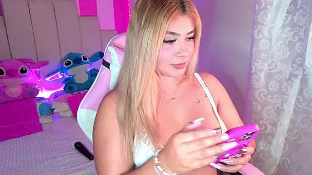 AliiceBrown  online show from 10/01/25, 04:17