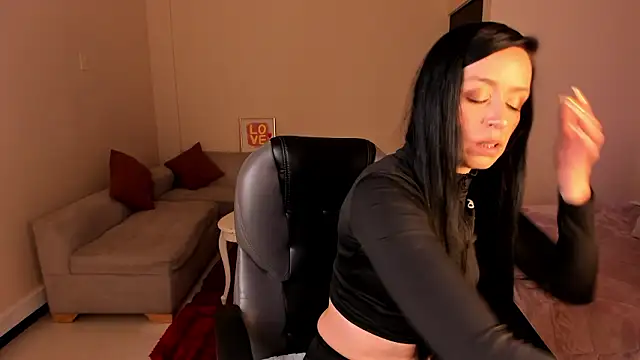 Kristen Garner online show from 02/28/26, 08:52