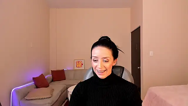 Kristen Garner online show from 05/26/26, 08:18